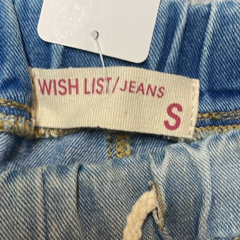 Wish List denim jean shorts,distressed pull on w/ draw string, light blue Size S - Picture 4 of 4
